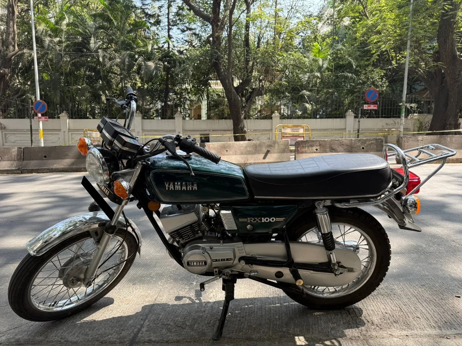 1988 Yamaha RX 100 bottle green - side profile